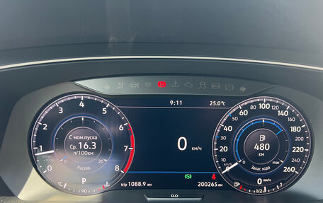Volkswagen Tiguan II, 2017 год, 2 050 000 рублей, 6 фотография