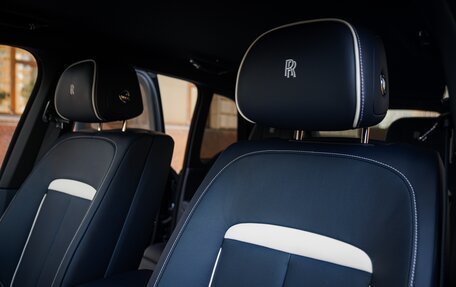 Rolls-Royce Cullinan, 2026 год, 72 900 000 рублей, 26 фотография