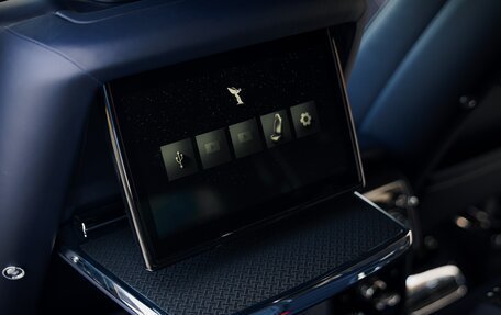 Rolls-Royce Cullinan, 2026 год, 72 900 000 рублей, 40 фотография
