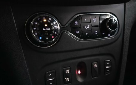 Renault Sandero II рестайлинг, 2015 год, 780 000 рублей, 12 фотография