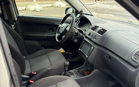 Skoda Fabia II, 2013 год, 600 000 рублей, 9 фотография