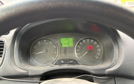 Skoda Fabia II, 2013 год, 600 000 рублей, 12 фотография
