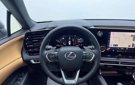 Lexus RX IV рестайлинг, 2025 год, 7 000 000 рублей, 13 фотография