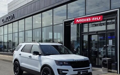 Ford Explorer VI, 2015 год, 2 499 000 рублей, 1 фотография