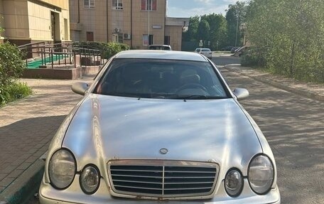 Mercedes-Benz CLK-Класс, 1999 год, 312 500 рублей, 1 фотография