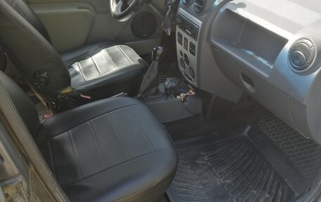 Renault Logan I, 2006 год, 230 000 рублей, 9 фотография
