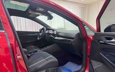 Volkswagen Golf VIII, 2022 год, 2 100 000 рублей, 6 фотография