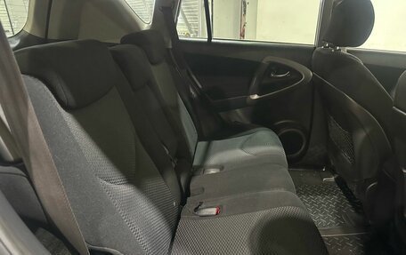 Toyota RAV4, 2006 год, 1 000 000 рублей, 19 фотография
