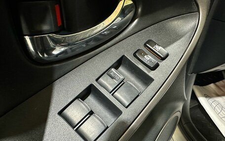 Toyota RAV4, 2006 год, 1 000 000 рублей, 29 фотография