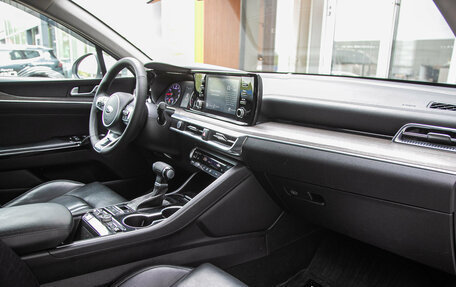 KIA K5, 2021 год, 2 135 000 рублей, 18 фотография