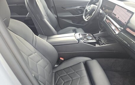 BMW 5 серия, 2025 год, 11 150 000 рублей, 11 фотография