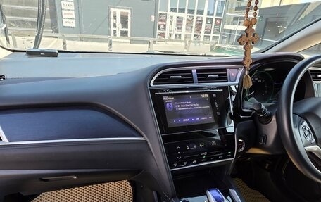Honda Shuttle II, 2015 год, 980 000 рублей, 9 фотография