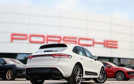 Porsche Macan I рестайлинг, 2026 год, 12 690 000 рублей, 3 фотография