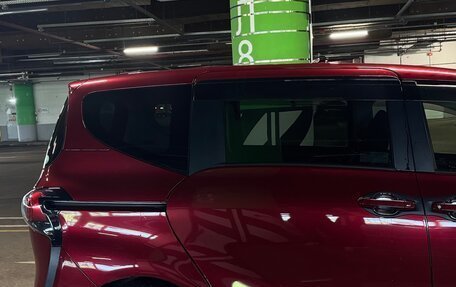 Toyota Sienta II, 2020 год, 2 150 000 рублей, 3 фотография
