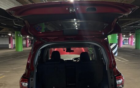 Toyota Sienta II, 2020 год, 2 150 000 рублей, 14 фотография