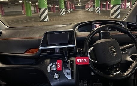 Toyota Sienta II, 2020 год, 2 150 000 рублей, 18 фотография