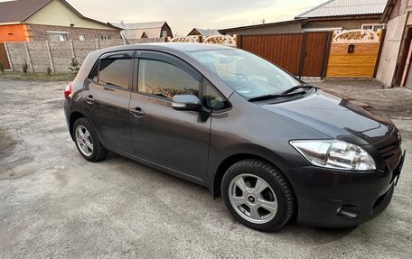Toyota Auris II, 2011 год, 915 000 рублей, 3 фотография