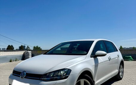 Volkswagen Golf VII, 2014 год, 1 530 000 рублей, 2 фотография