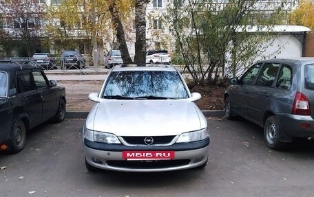 Opel Vectra B рестайлинг, 1996 год, 250 000 рублей, 2 фотография
