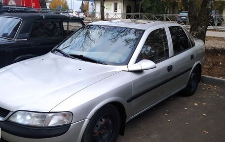 Opel Vectra B рестайлинг, 1996 год, 250 000 рублей, 3 фотография