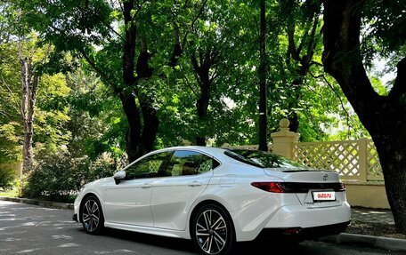 Toyota Camry, 2024 год, 4 000 000 рублей, 3 фотография