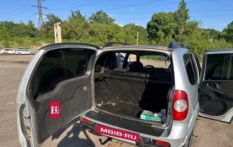 Chevrolet Niva I рестайлинг, 2010 год, 570 000 рублей, 10 фотография