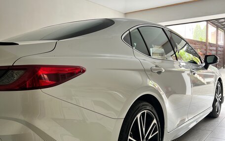 Toyota Camry, 2024 год, 4 000 000 рублей, 13 фотография