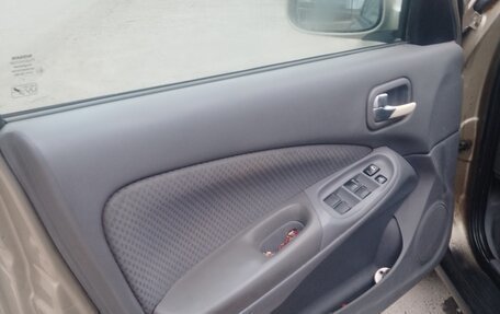Nissan Almera, 2003 год, 390 000 рублей, 26 фотография