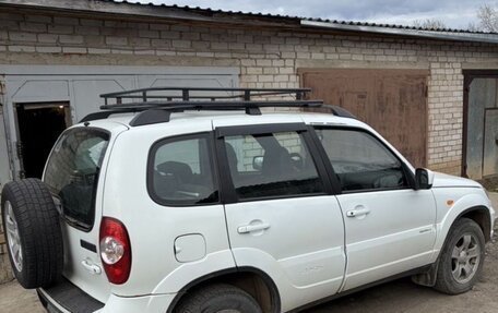 Chevrolet Niva I рестайлинг, 2012 год, 440 000 рублей, 3 фотография