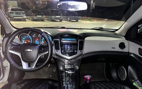 Chevrolet Cruze II, 2011 год, 420 000 рублей, 6 фотография