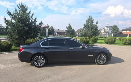 BMW 7 серия, 2014 год, 1 850 000 рублей, 4 фотография