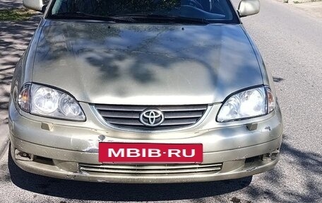 Toyota Avensis III рестайлинг, 2001 год, 225 000 рублей, 2 фотография