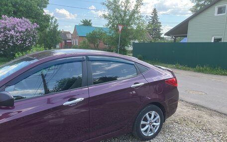 Hyundai Solaris II рестайлинг, 2013 год, 920 000 рублей, 2 фотография
