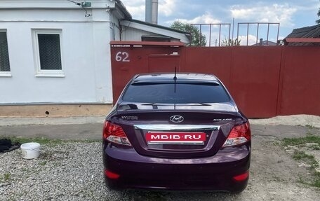 Hyundai Solaris II рестайлинг, 2013 год, 920 000 рублей, 7 фотография