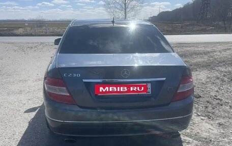Mercedes-Benz C-Класс, 2009 год, 1 100 000 рублей, 2 фотография