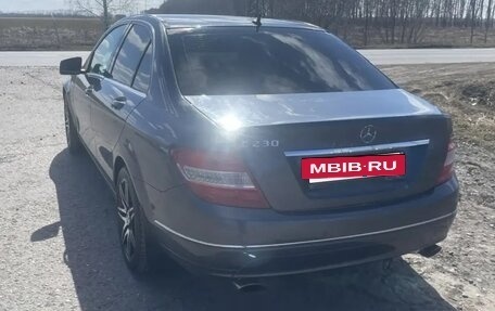 Mercedes-Benz C-Класс, 2009 год, 1 100 000 рублей, 5 фотография