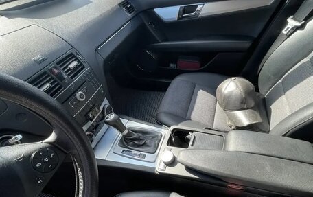 Mercedes-Benz C-Класс, 2009 год, 1 100 000 рублей, 23 фотография