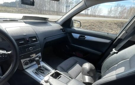 Mercedes-Benz C-Класс, 2009 год, 1 100 000 рублей, 26 фотография
