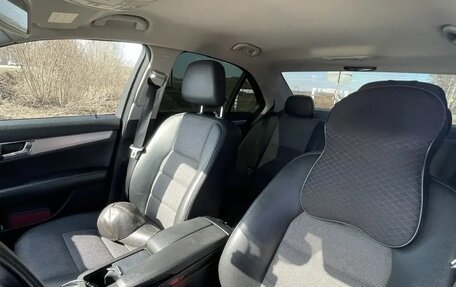 Mercedes-Benz C-Класс, 2009 год, 1 100 000 рублей, 24 фотография