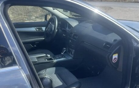 Mercedes-Benz C-Класс, 2009 год, 1 100 000 рублей, 33 фотография