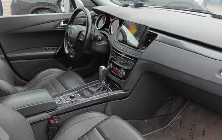 Peugeot 508 II, 2012 год, 700 000 рублей, 11 фотография