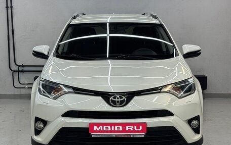 Toyota RAV4, 2017 год, 2 030 000 рублей, 2 фотография