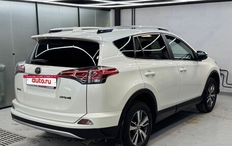 Toyota RAV4, 2017 год, 2 030 000 рублей, 6 фотография