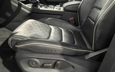Volkswagen Touareg III, 2019 год, 5 199 999 рублей, 16 фотография
