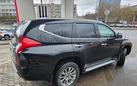 Mitsubishi Pajero Sport III рестайлинг, 2018 год, 3 890 000 рублей, 6 фотография