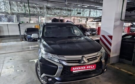 Mitsubishi Pajero Sport III рестайлинг, 2018 год, 3 890 000 рублей, 4 фотография