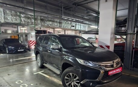 Mitsubishi Pajero Sport III рестайлинг, 2018 год, 3 890 000 рублей, 5 фотография