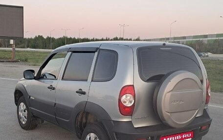 Chevrolet Niva I рестайлинг, 2016 год, 530 000 рублей, 6 фотография