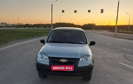 Chevrolet Niva I рестайлинг, 2016 год, 530 000 рублей, 3 фотография