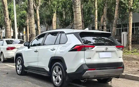 Toyota RAV4, 2021 год, 2 500 123 рублей, 5 фотография